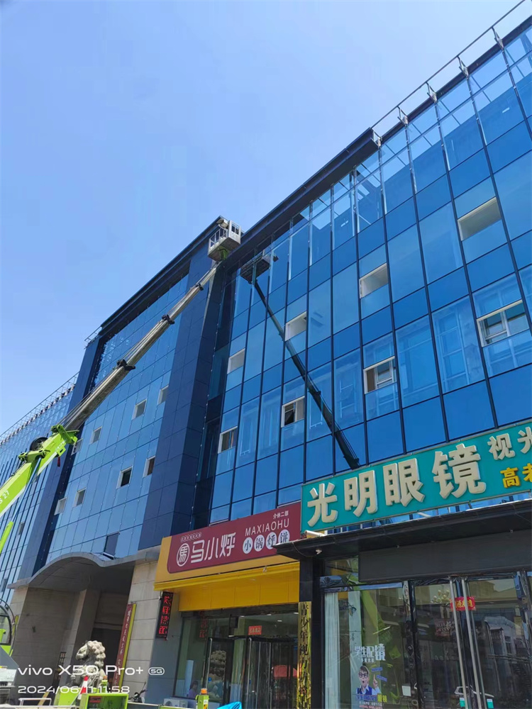 介休博士口腔玻璃幕墙